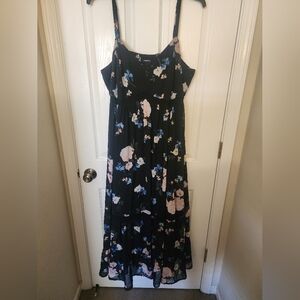 EUC Torrid Floral Maxi Size 3
